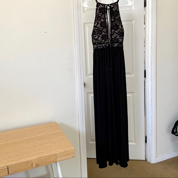 Nightway lace halter top gown - Picture 2 of 6